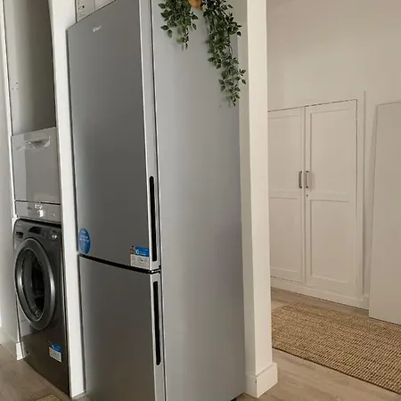 Terrasse Ensoleillee * Lisbon