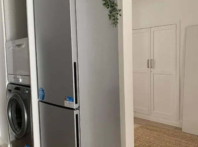 Terrasse Ensoleillee * Lisbon